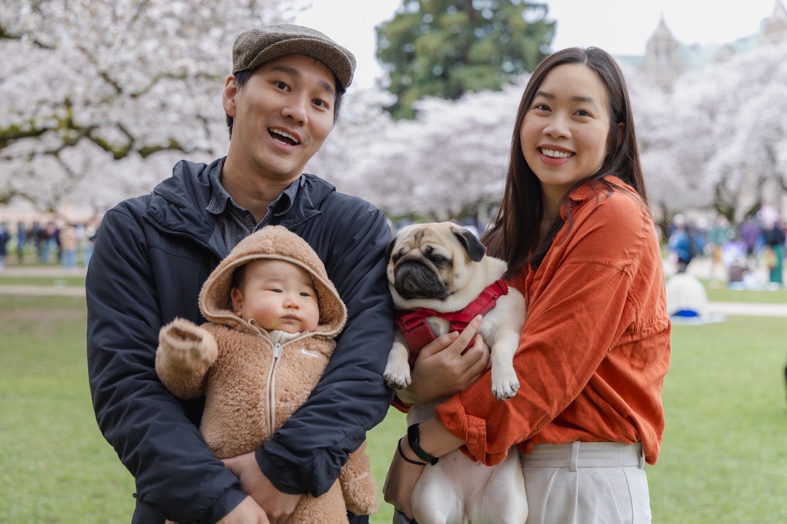 Jasmine with her family at the cherry blossoms